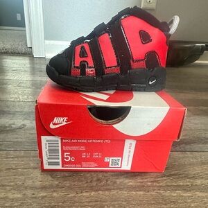 NWT - Kids Nike Air More Uptempo shoes